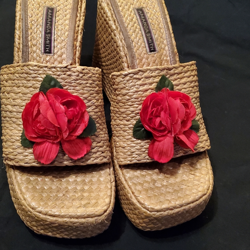 Women's raffia wedge sandals sz 10